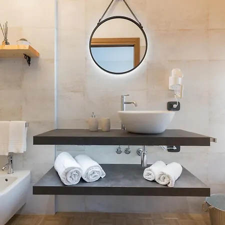 My Place In 4* Werona